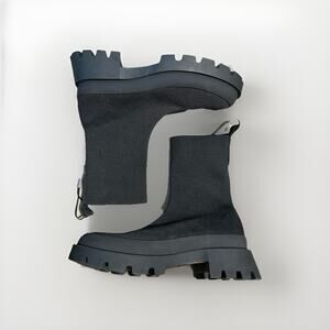 ZARA Women 6 Chelsea Boots Pull On Black Knit Sock Stretch Lugged Soles Combat